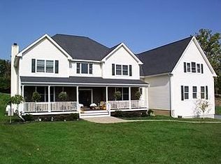5 Kimlin Ct, Poughkeepsie, NY