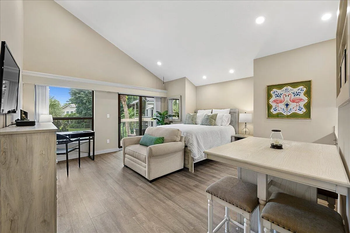 1 bed, 1.0 bath, 500 sqft, $3,000 — Photo 4