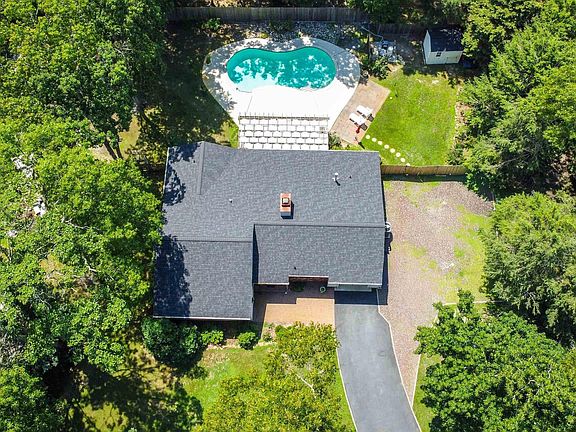 2nd image of 38 Jill Ave