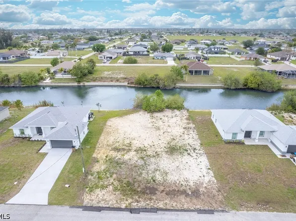 2024 NE 6th Ave, Cape Coral, FL 33909