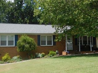 301 Wesley Dr, Gastonia, NC 28056