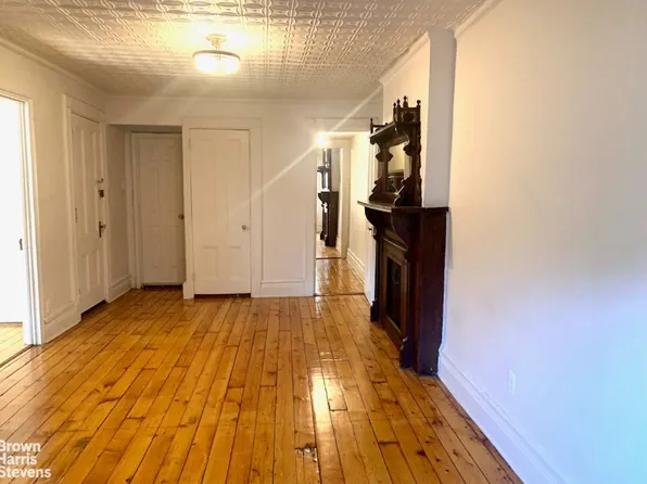 813 President Street image 2 of 13