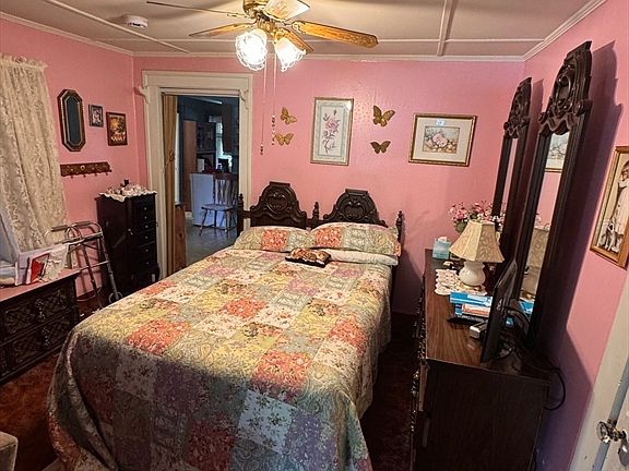 4th image of 48 Grant St