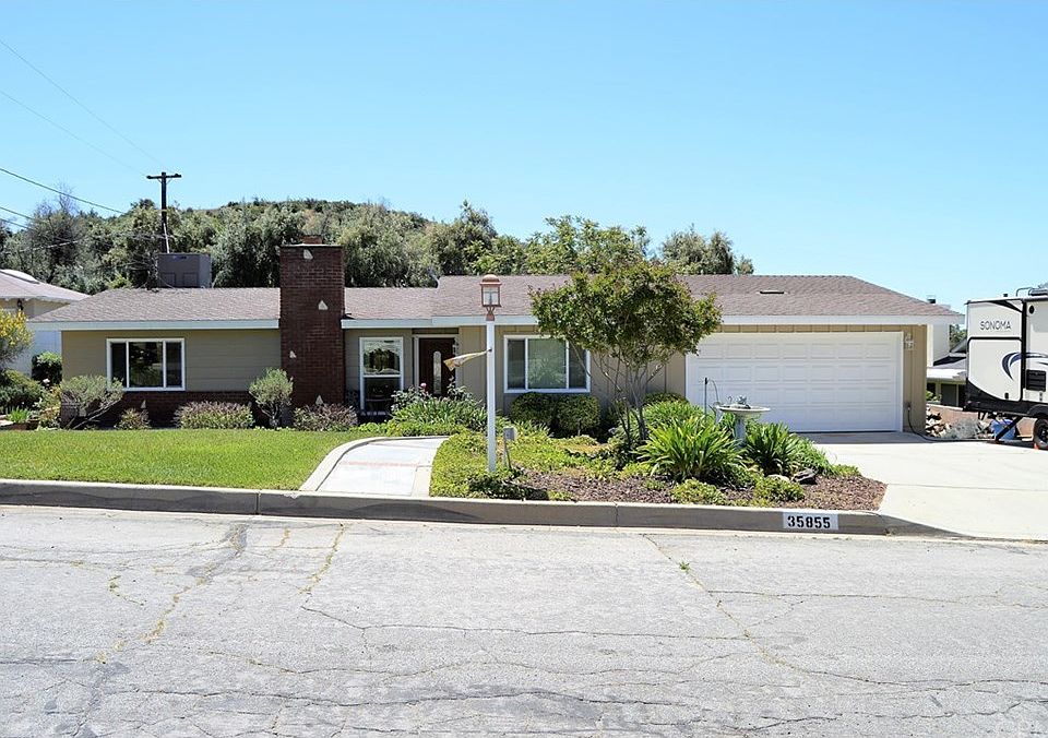 1st image of 35855 Cornell Dr