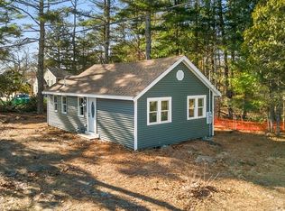 44 Algonquin St, Buzzards Bay, MA 02532