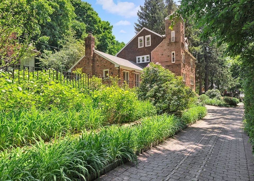 1st image of 69 Edmund Rd