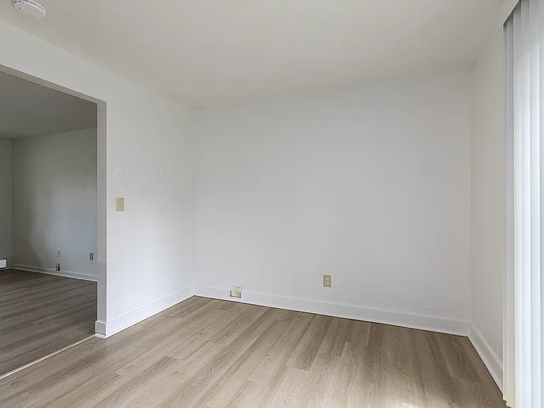 Timberwood Apartments — Photo 40