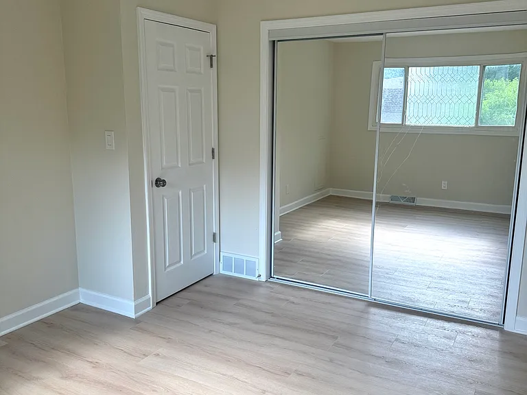 West Bedroom 3/4