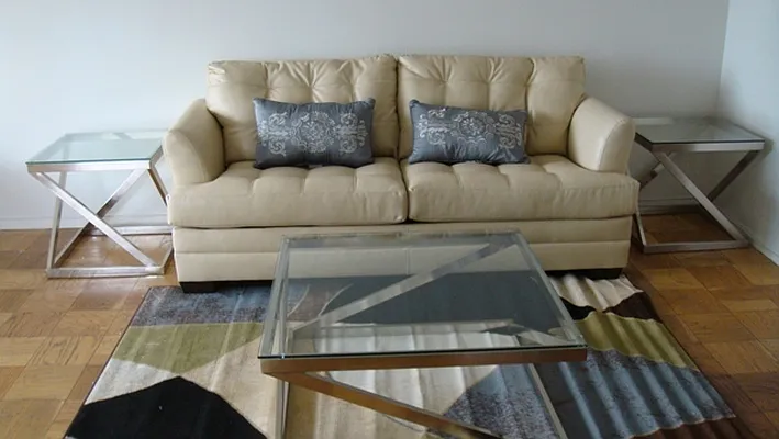 Rented by Luxury Property Group | media 32