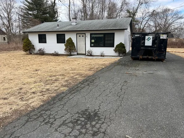 80 North St, Grafton, MA 01519