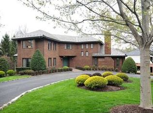 1440 Hollow Tree Dr, Pittsburgh, PA 15241
