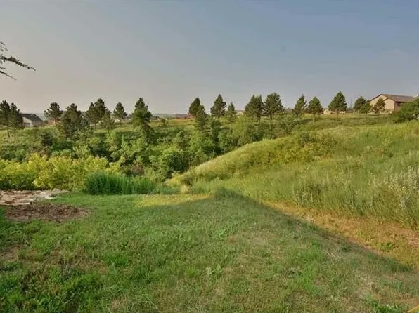 605 Enchanted Pines Dr, Rapid City, SD 57701