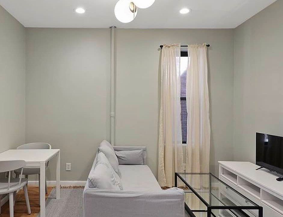 1st image of 405 E 90th St APT 4C