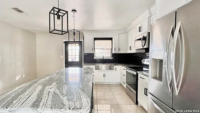 1890 Timberwood Dr — Photo 10