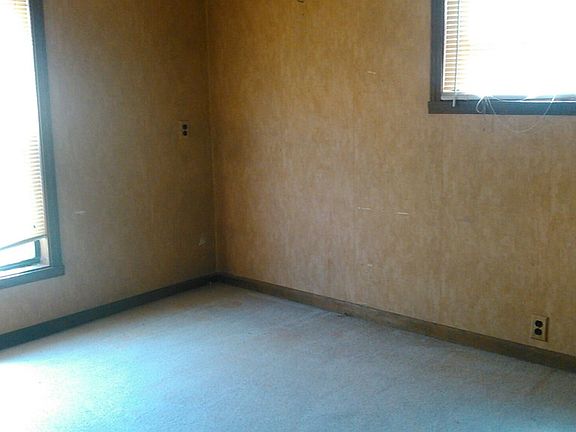 3rd image of 125 Horse Shoe Dr