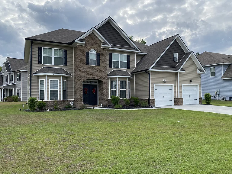 10 Bellemeade Dr — Photo 1