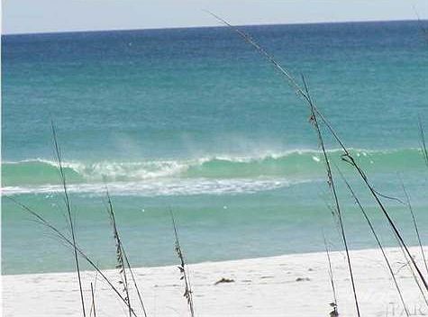 Enjoy the ocean at your door!