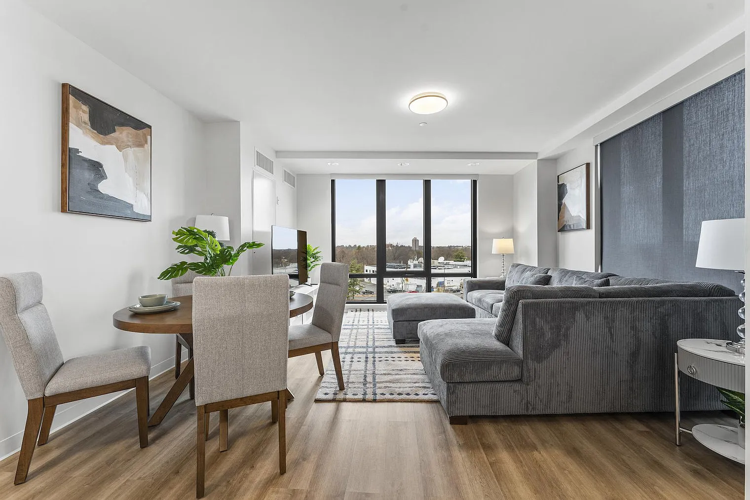 2 bed, 2.0 bath, 1054 sqft, $4,083 — Photo 1