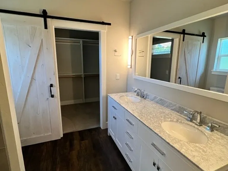 2755 SW Greens Blvd #13 — Photo 16