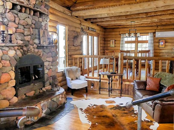 14th image of this home