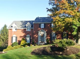 611 Tivoli Dr, Gibsonia, PA