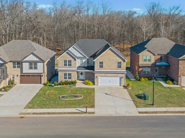 1767 Oak Forest Dr, Clarksville, TN 37043
