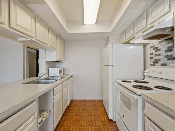 4460 Chaha Rd APT 205, Garland, TX 75043