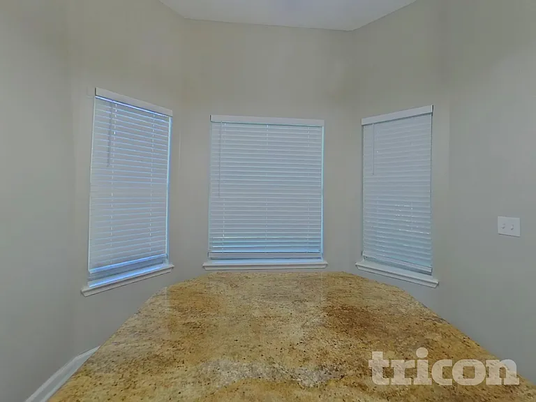 843 Magic Cove Ln — Photo 6
