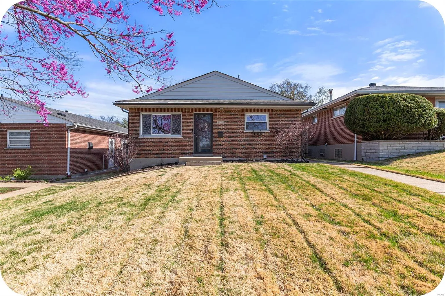 3751 Koeln Ave photo 1