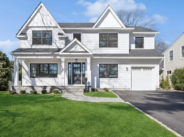 167 Garden Street, Garden City, NY 11530
