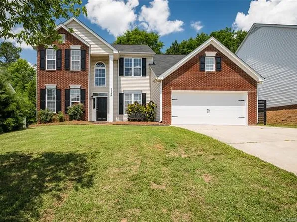 7354 Sugar Maple Ln, Charlotte, NC 28215