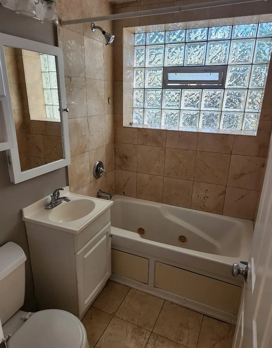 1 bed, 667 sqft, $1,600 — Photo 3