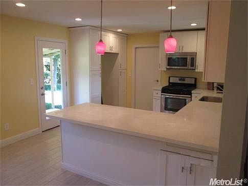 5th image of 117 W El Campo Ave