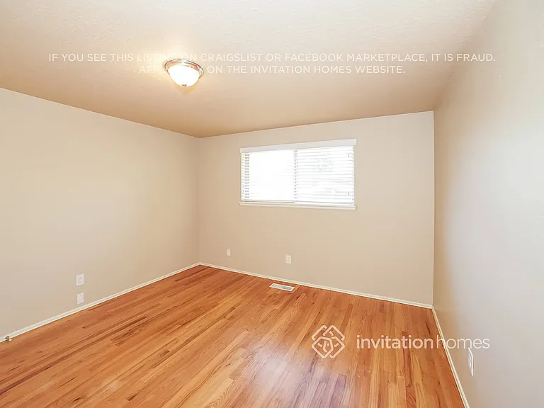 2628 S 357th St — Photo 8