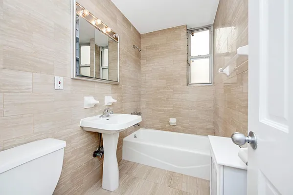 Rented by Compass | media 10