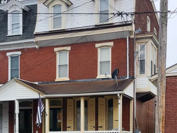 210 Gay St APT 1, Phoenixville, PA 19460