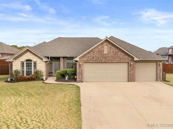 1913 Saintsbury Ct, Ada, OK 74820