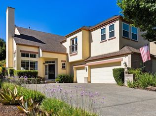 2084 Falcon Ridge Dr, Petaluma, CA 94954