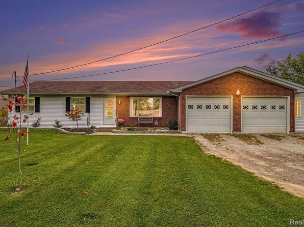 1199 N Seymour Rd, Flushing, MI 48433