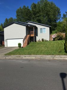 1652 Bowmont Ave, Kelso, WA, 98626
