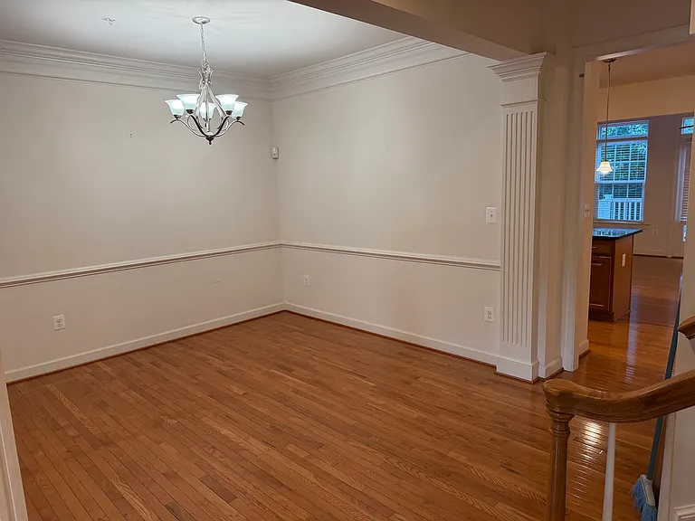Formal Dining