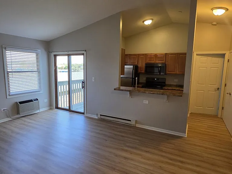 1361 Cunat Ct #2C — Photo 8