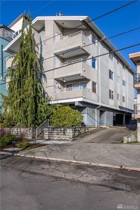 2222 NW 58th St APT 301, Seattle, WA, 98107