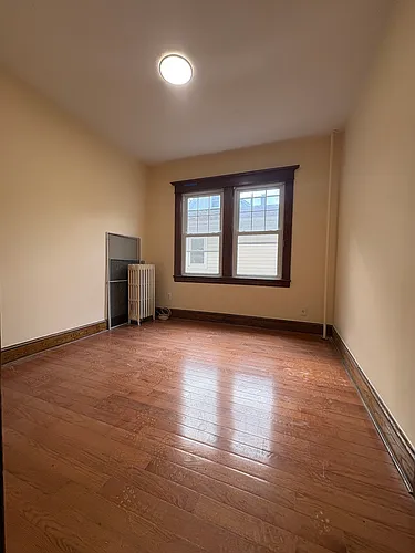 217 Bancroft Ave #1 Photo 1