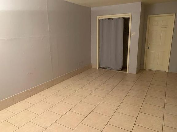 5th image of 12713 Worchester Ave