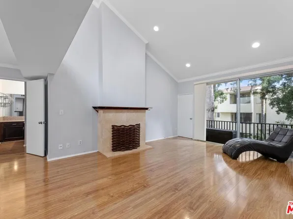 5325 Newcastle Ave Unit 338, Encino, CA 91316