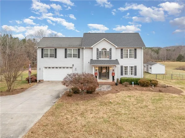 2512 Happy Hill Rd, Lexington, NC 27295
