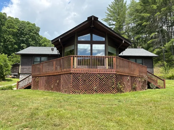 3237 Jacks Creek Rd, Burnsville, NC 28714