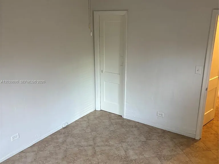 719 NE 16th Ave #719B — Photo 36