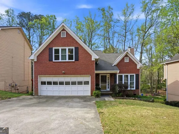 3075 Oak Meadow Dr, Snellville, GA 30078
